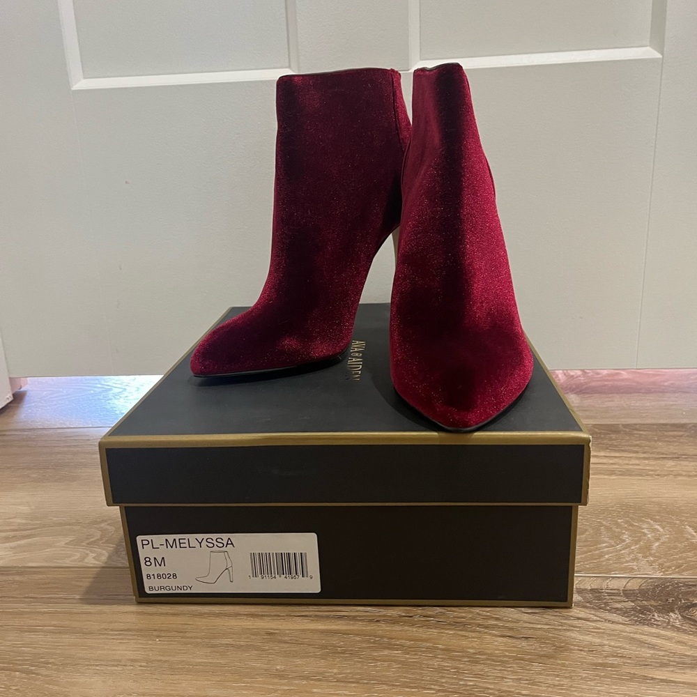 Ava & Aiden Deep Red Velvet Heeled Boots